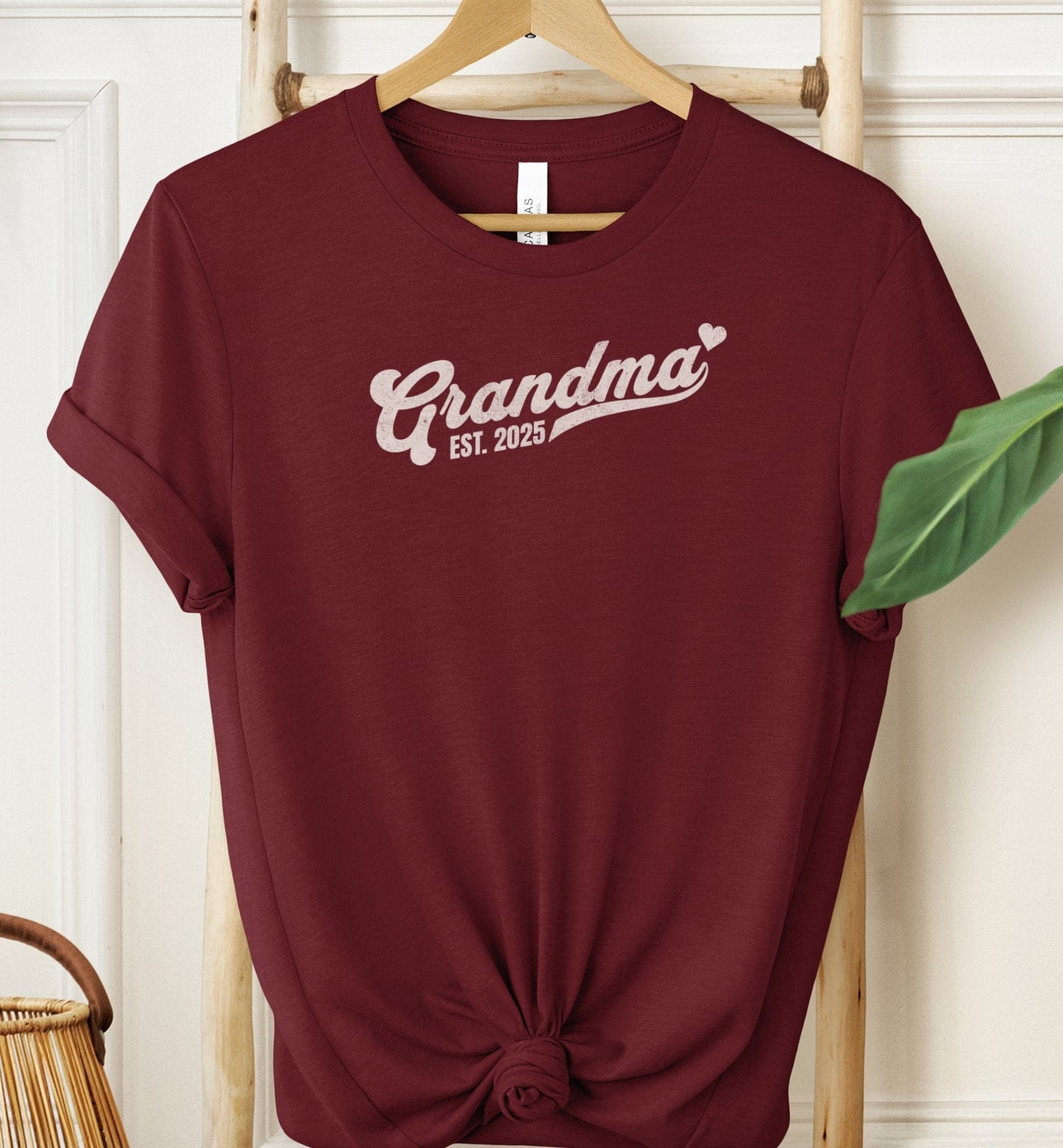Grandma Heart Est 2025 T-shirt