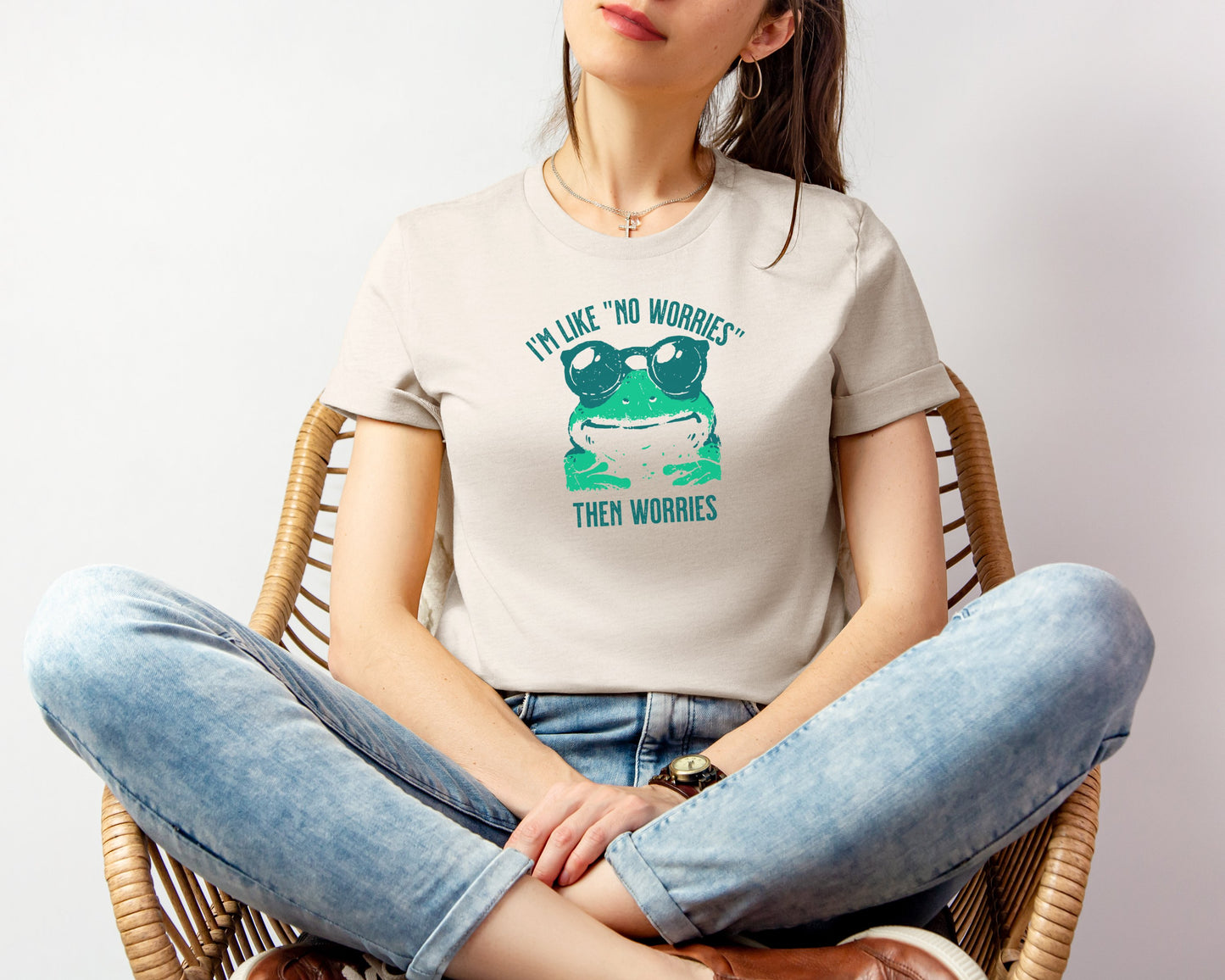 No Worries Frog T-shirt