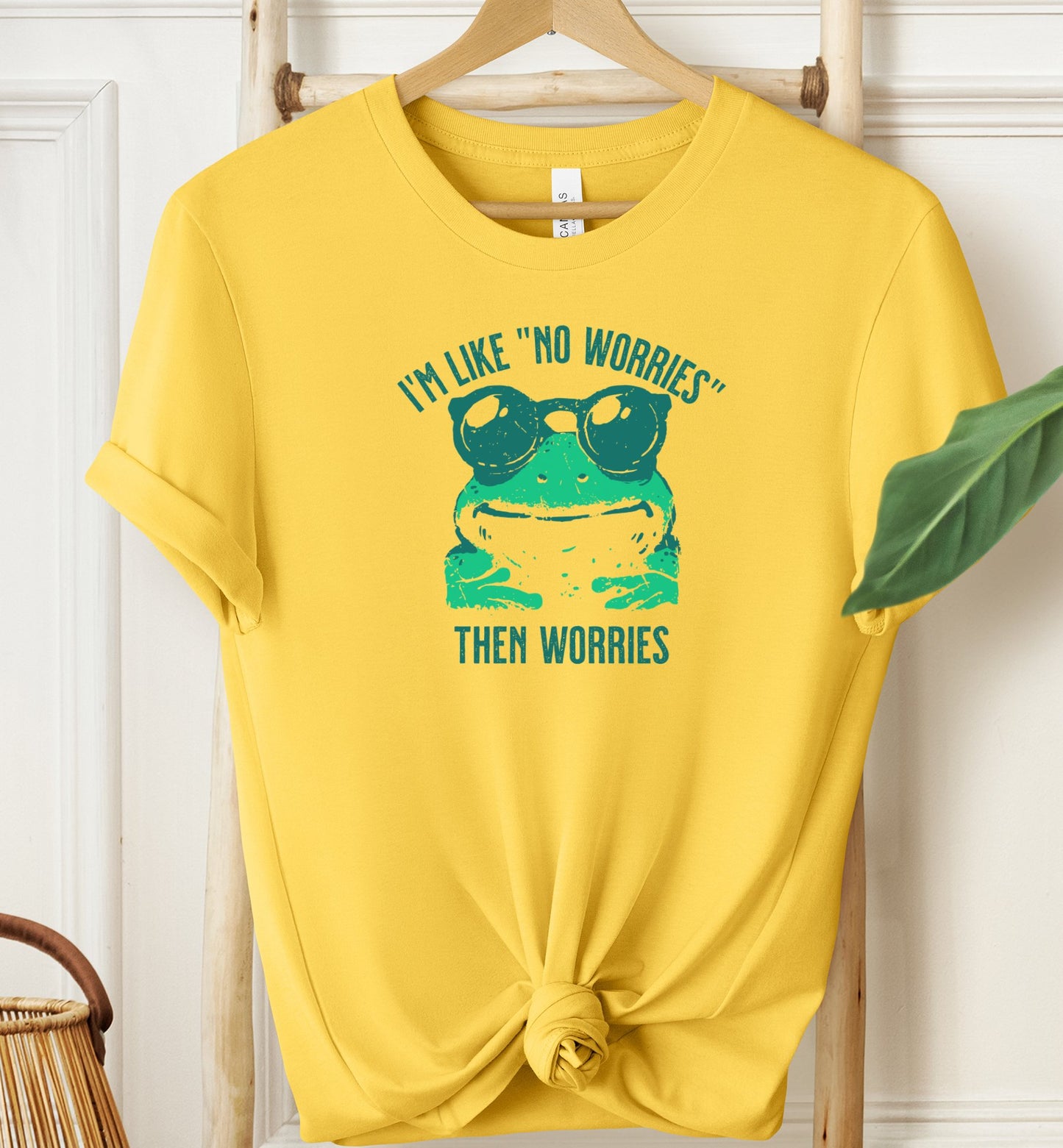 No Worries Frog T-shirt
