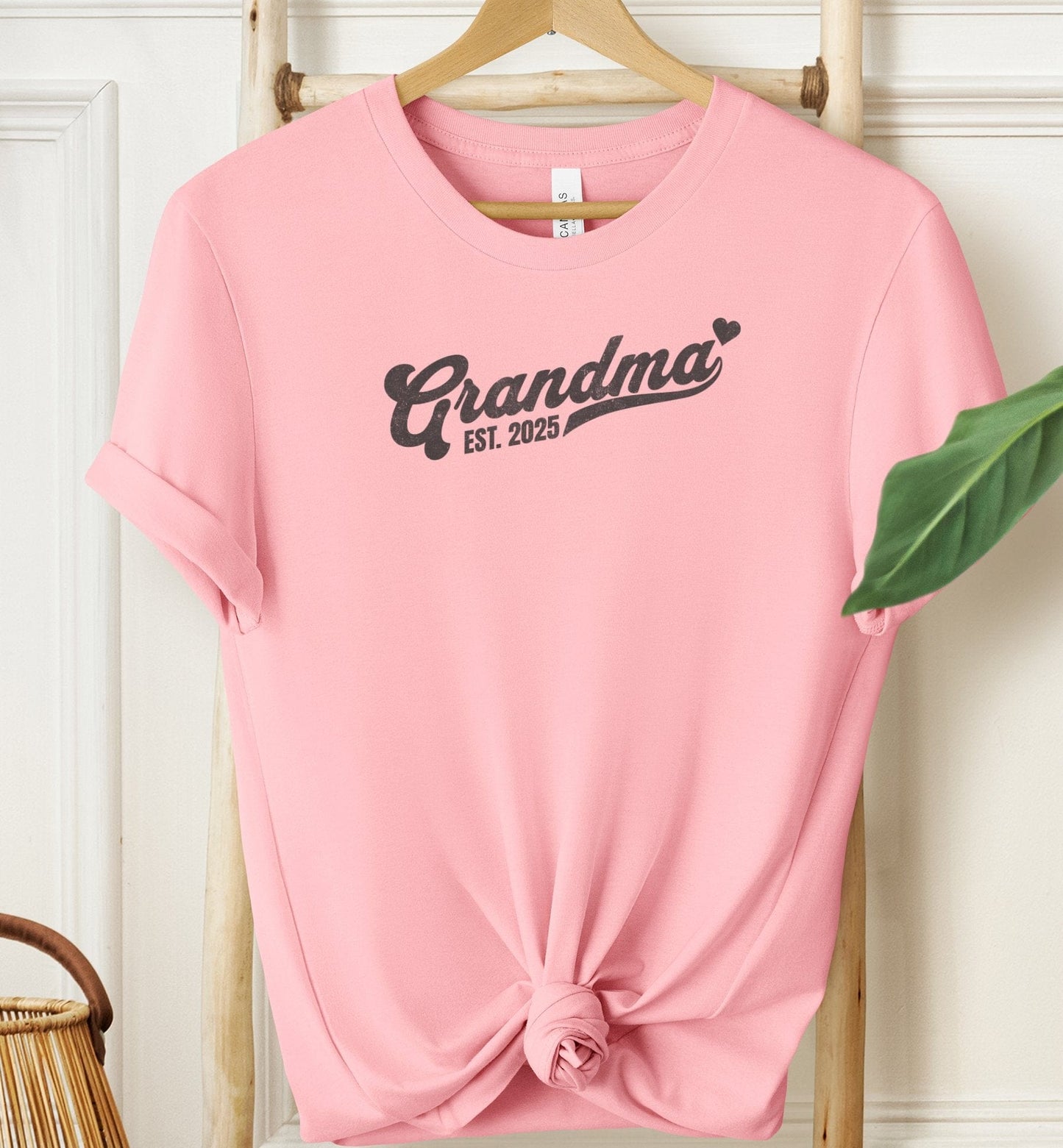 Grandma Heart Est 2025 T-shirt