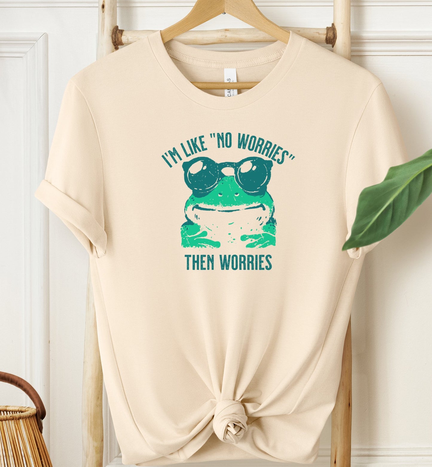 No Worries Frog T-shirt