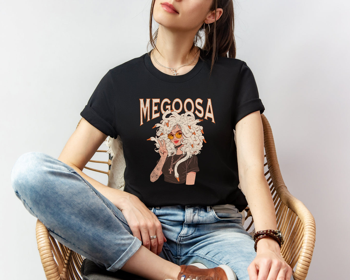 Megoosa T-shirt