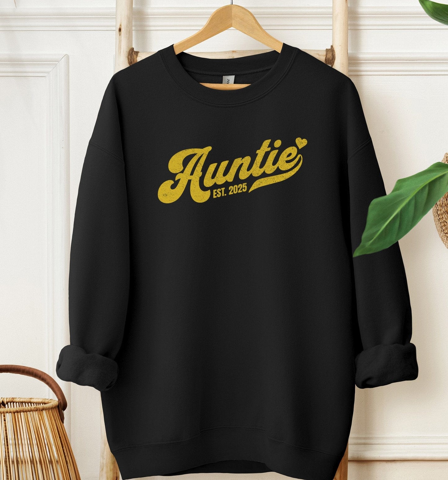 Auntie Heart Est 2025 Sweatshirt