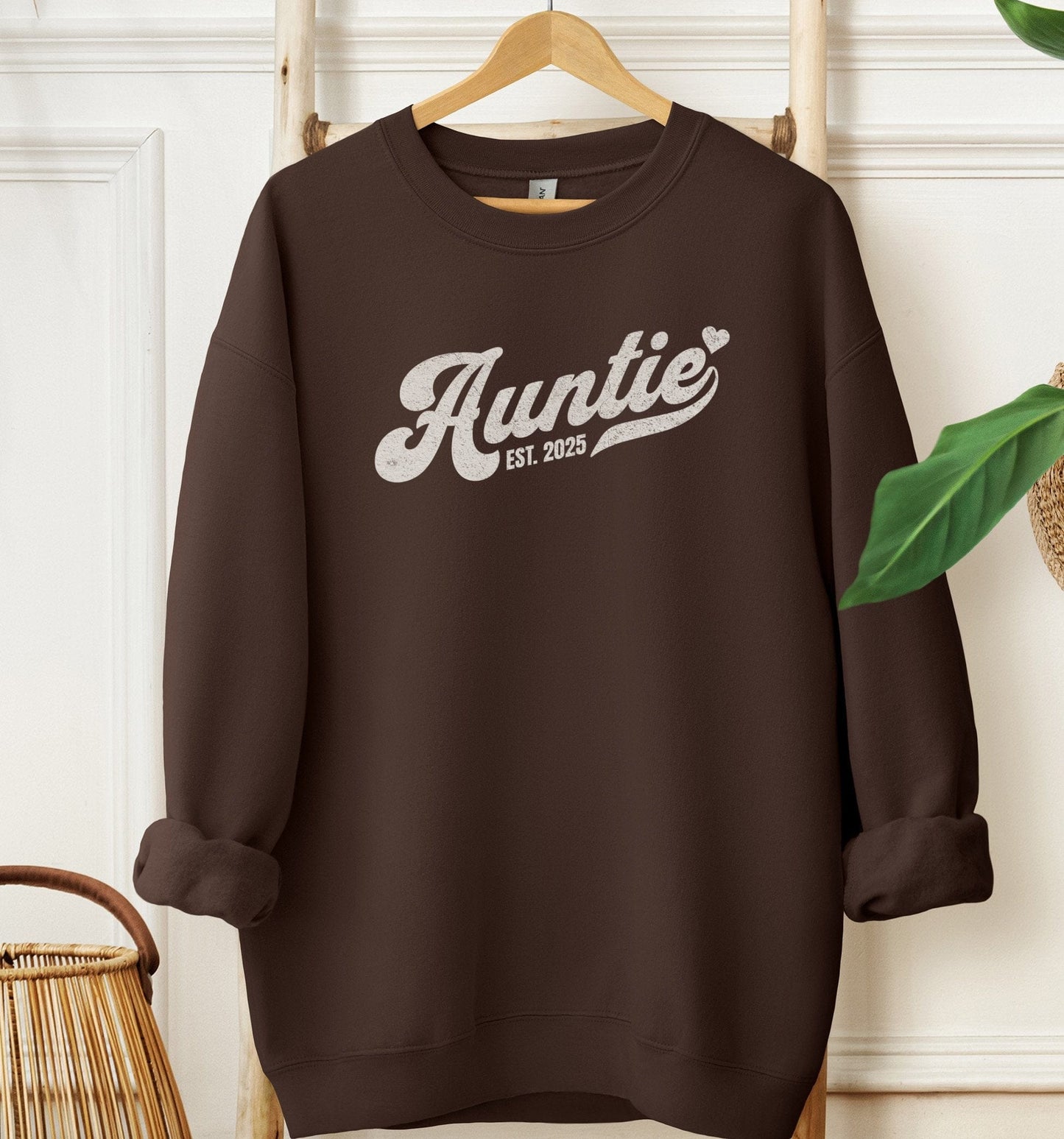 Auntie Heart Est 2025 Sweatshirt