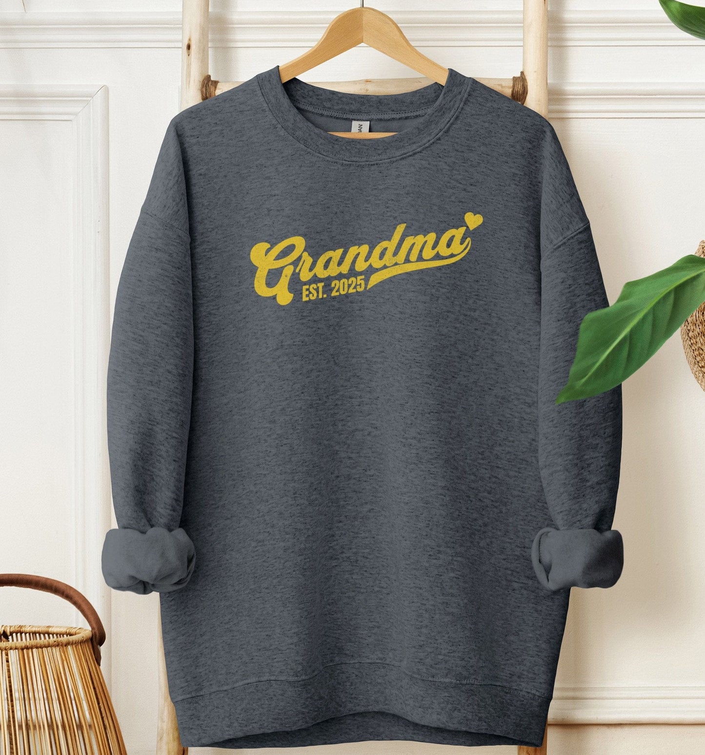 Grandma Heart Est 2025 Sweatshirt
