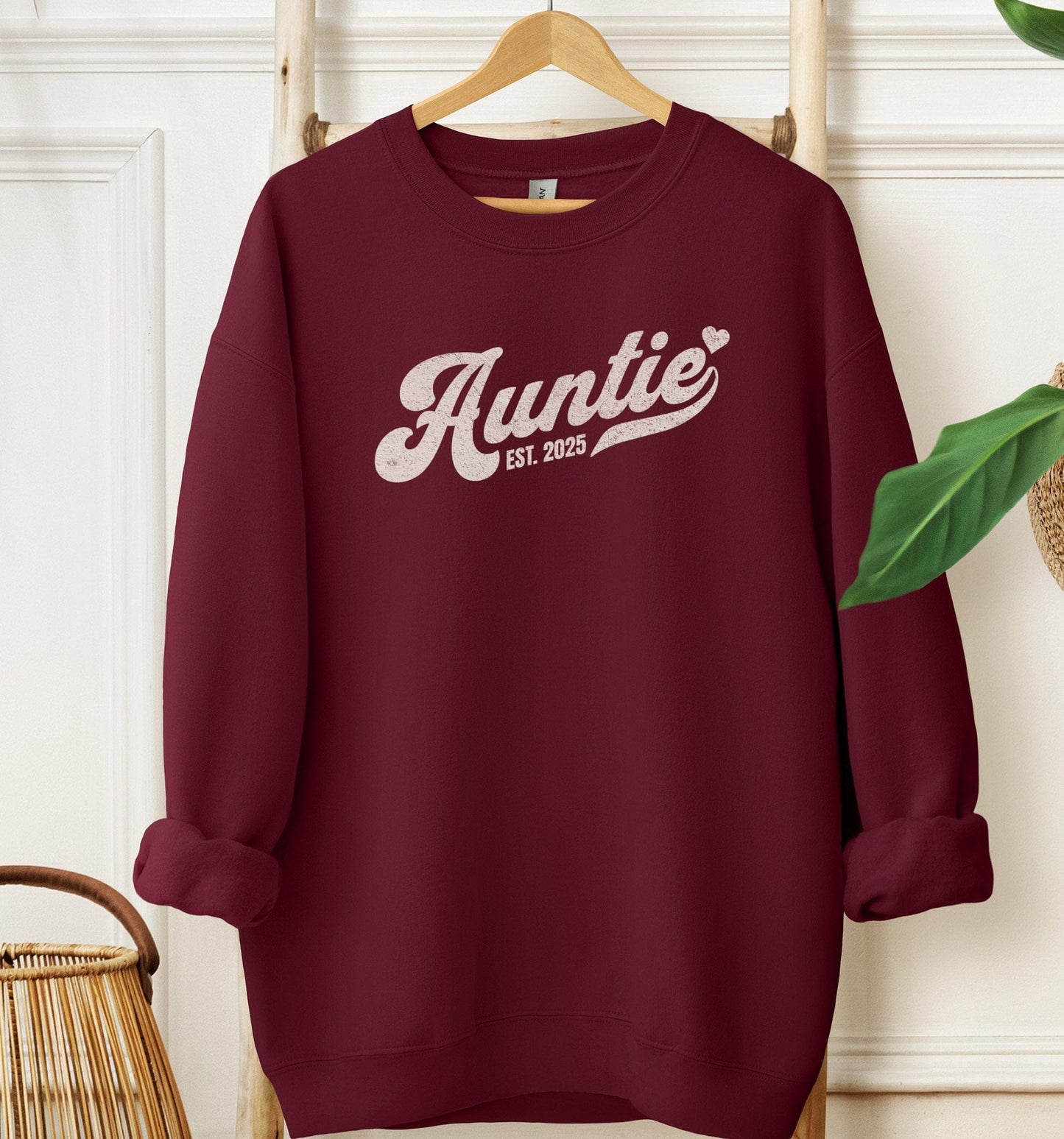Auntie Heart Est 2025 Sweatshirt