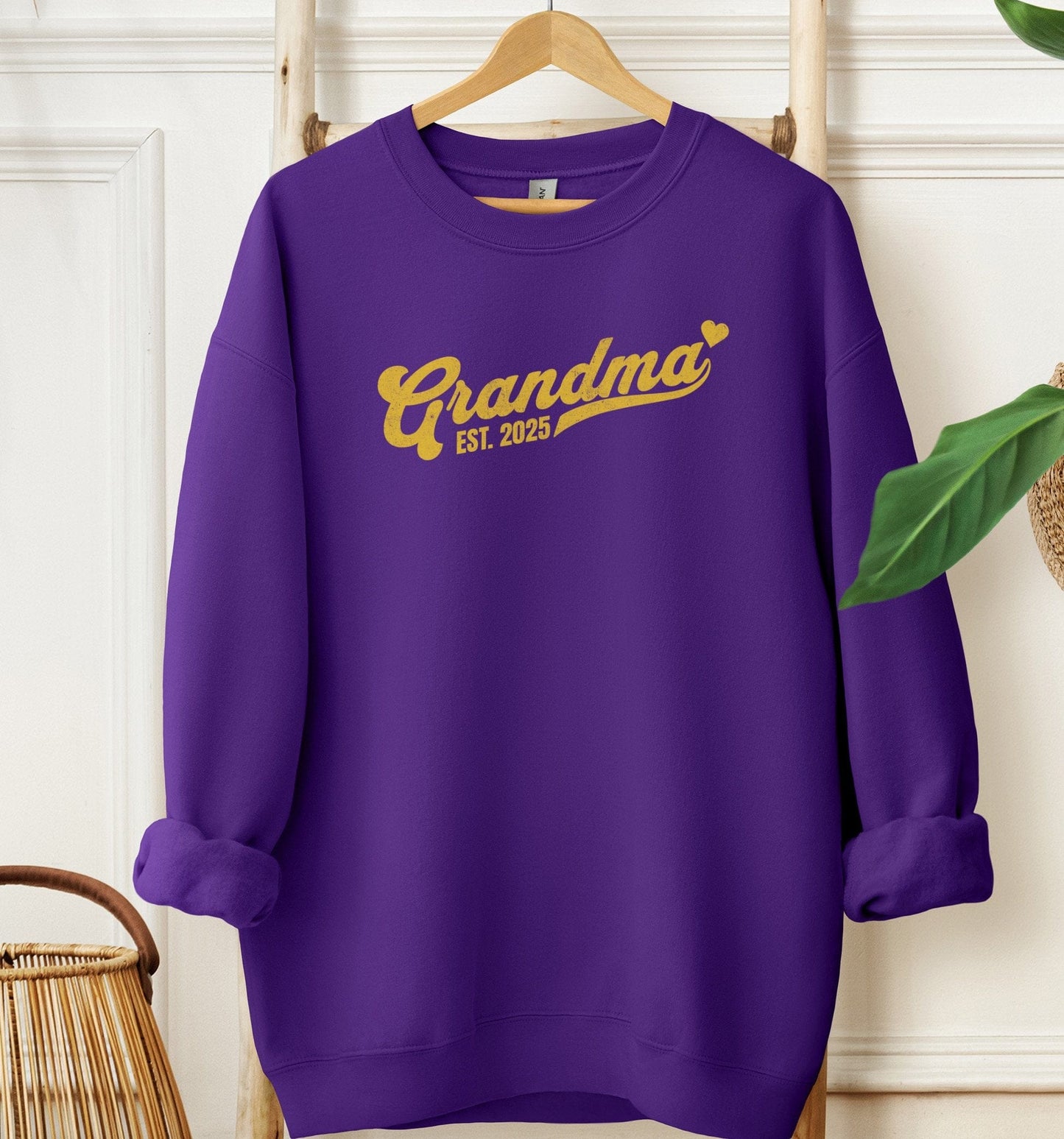 Grandma Heart Est 2025 Sweatshirt