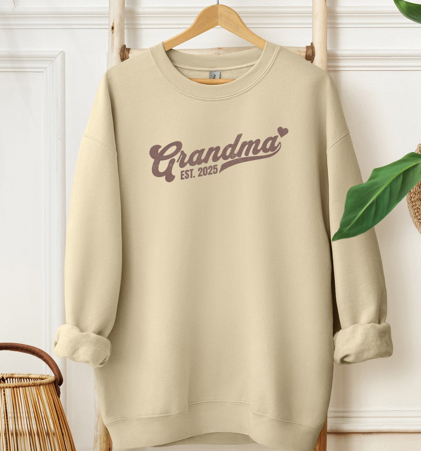 Grandma Heart Est 2025 Sweatshirt